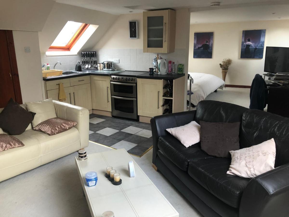 Executive Serviced Apartments 3 Forfar Exterior foto